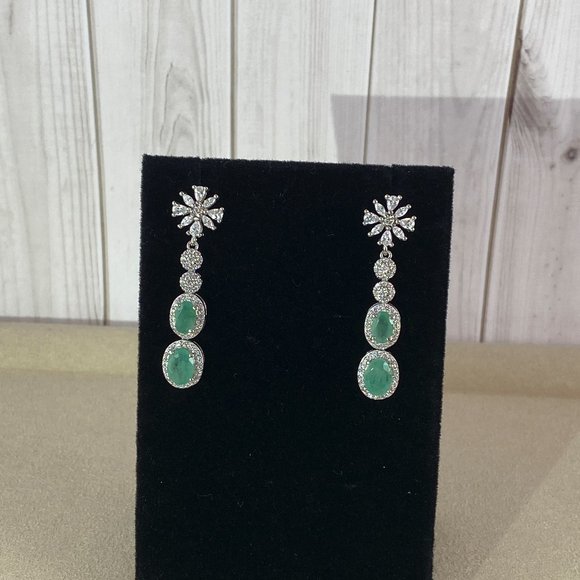 White Gold Plated 925 Sterling Silver Earrings Natural Unheated Green Emeralds - Picture 4 of 6